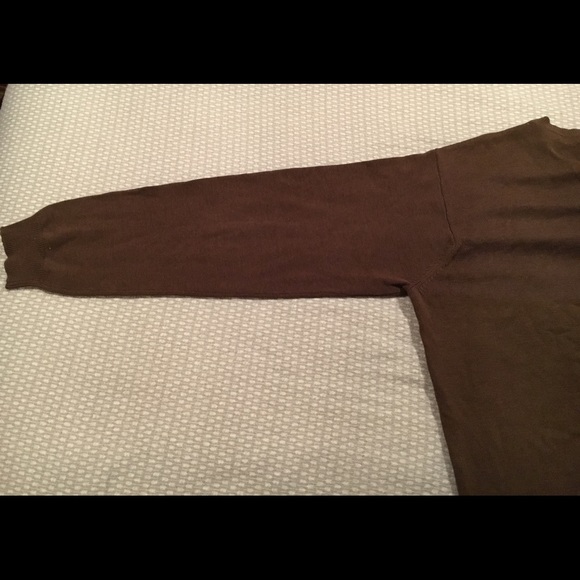 Brown Izod Men size large sweater Y2K EUC dress business top - Picture 7 of 7